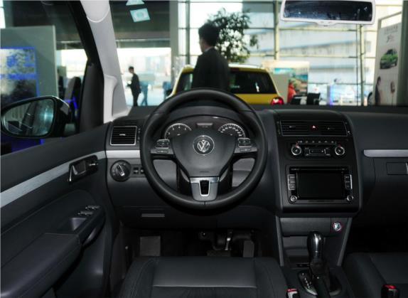 途安 2015款 1.4T DSG豪华版5座 中控类   驾驶位