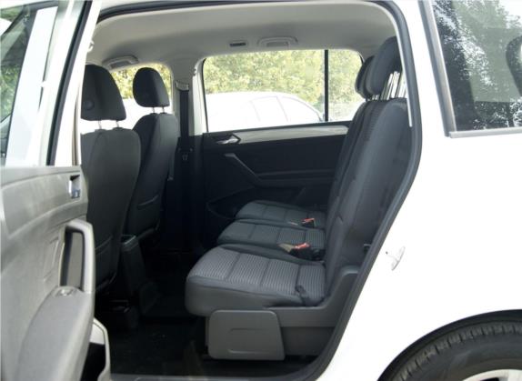 途安 2018款 途安L 1.6L 手动风尚版 车厢座椅   后排空间