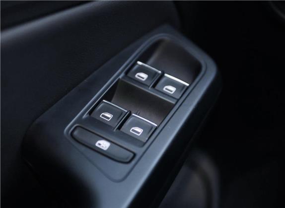 凌渡 2015款 330TSI DSG豪华版 车厢座椅   门窗控制
