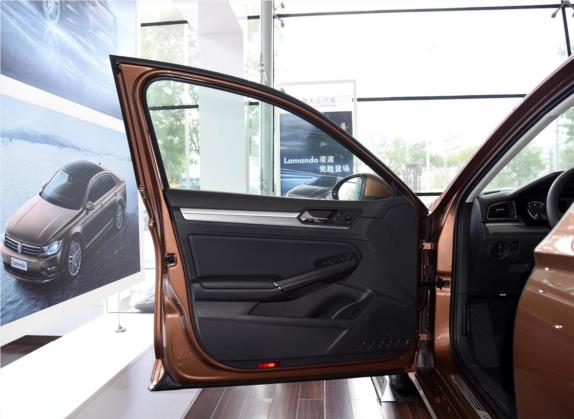 凌渡 2015款 330TSI DSG舒适版 车厢座椅   前门板