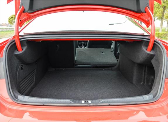 凌渡 2017款 2.0T GTS 车厢座椅   后备厢
