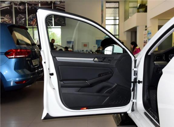 凌渡 2017款 280TSI DSG舒适版 车厢座椅   前门板