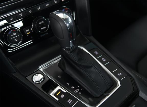 凌渡 2018款 280TSI DSG豪华版 中控类   挡把