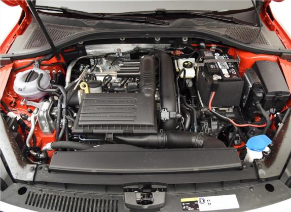 凌渡 2019款 280TSI DSG舒适版 国V 其他细节类   发动机舱