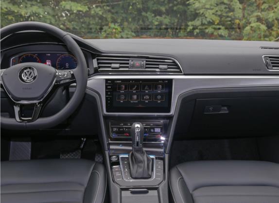 凌渡 2021款 280TSI DSG舒适版 中控类   中控台