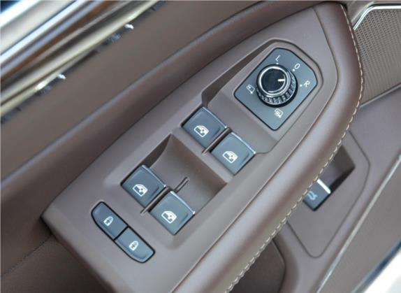 辉昂 2016款 480 V6 四驱行政旗舰版 车厢座椅   门窗控制