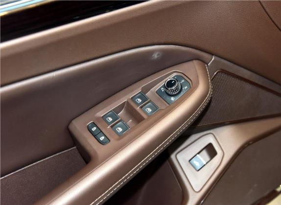 辉昂 2016款 480 V6 四驱至尊版 车厢座椅   门窗控制