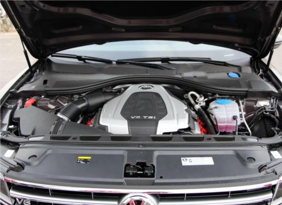 辉昂 2016款 480 V6 四驱行政版 其他细节类   发动机舱