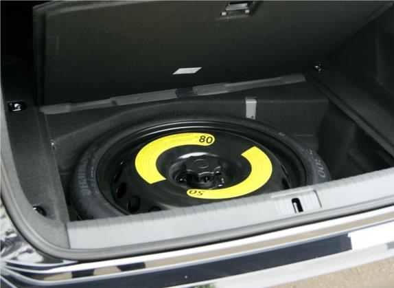 辉昂 2018款 改款 380TSI 两驱豪华版 其他细节类   备胎