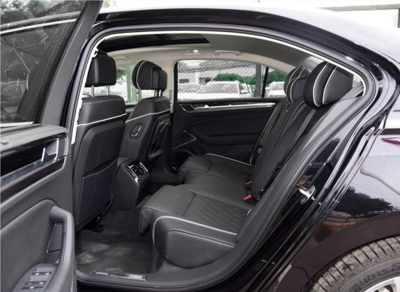 辉昂 2019款 480 V6 四驱豪华旗舰版 国V 车厢座椅   后排空间