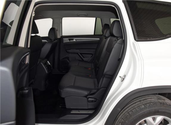 途昂 2019款 380TSI 四驱舒适版 国VI 车厢座椅   后排空间