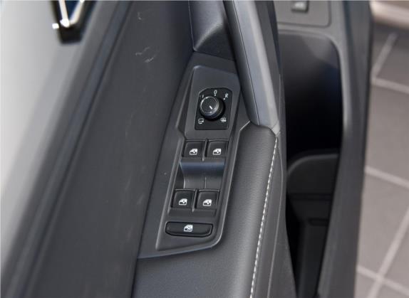途观L 2019款 330TSI 自动两驱智动豪华版 国V 车厢座椅   门窗控制