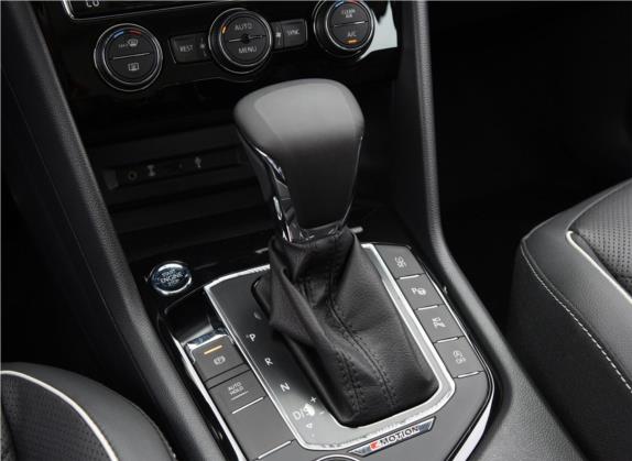 途观L 2019款 380TSI 自动四驱R-Line旗舰版7座 国VI 中控类   挡把