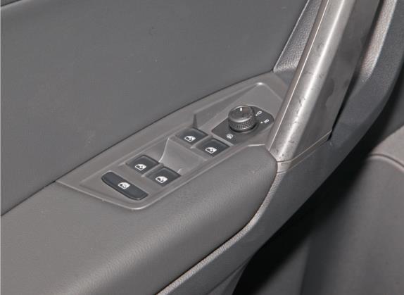 途观L 2020款 330TSI 自动两驱风尚版 国VI 车厢座椅   门窗控制