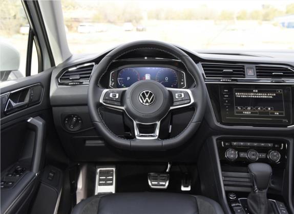 途观L 2021款 380TSI 自动四驱R-Line越享版7座 中控类   驾驶位
