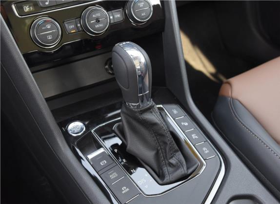 途岳 2019款 280TSI 两驱旗舰版 国V 中控类   挡把
