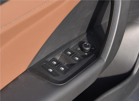途岳 2019款 280TSI 两驱旗舰版 国V 车厢座椅   门窗控制