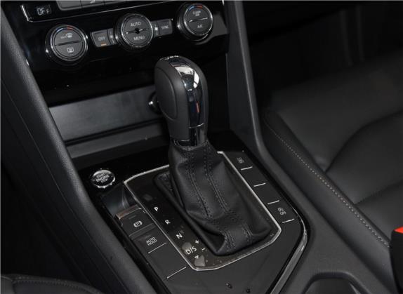 途岳 2019款 280TSI 两驱舒适版 国V 中控类   挡把