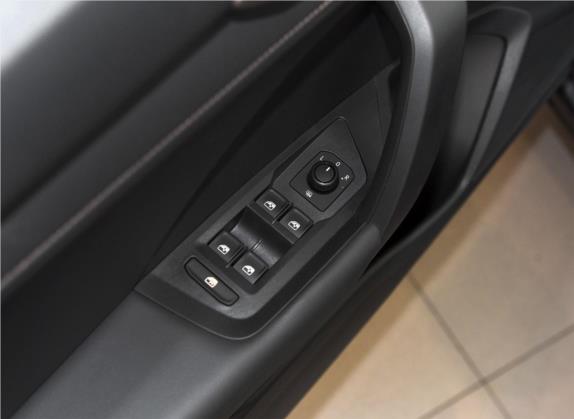 途岳 2019款 280TSI 两驱舒适版 国V 车厢座椅   门窗控制