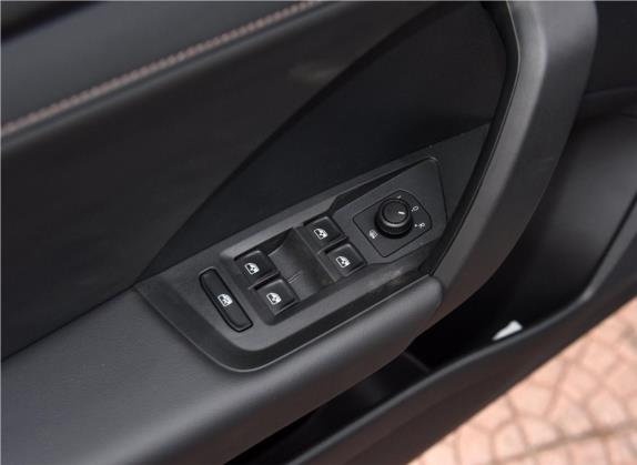 途岳 2020款 280TSI 两驱豪华版PLUS 国VI 车厢座椅   门窗控制