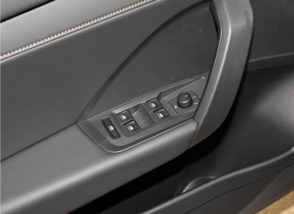 途岳 2021款 280TSI 两驱豪华版 车厢座椅   门窗控制