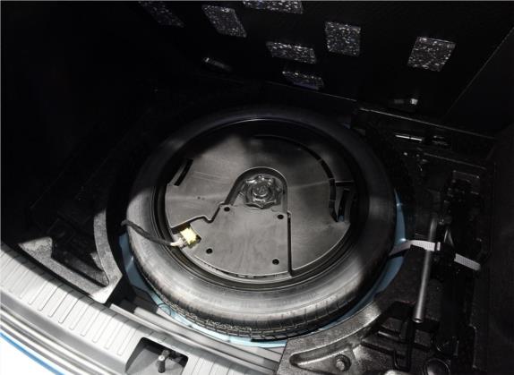 途岳 2021款 330TSI 四驱旗舰版 其他细节类   备胎