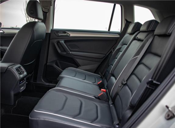 途观L新能源 2019款 430PHEV 混动旗舰版 车厢座椅   后排空间
