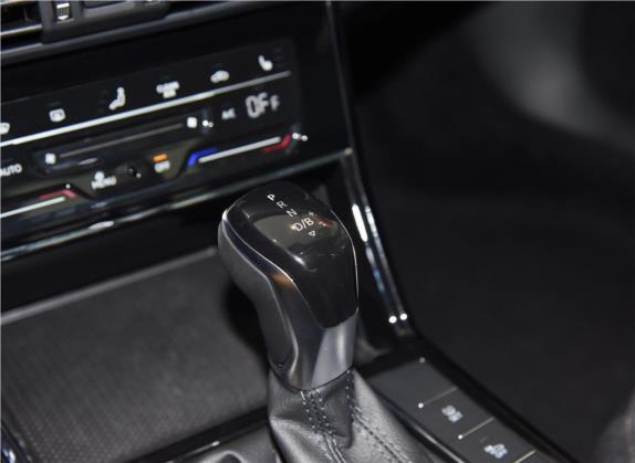 帕萨特新能源 2020款 430PHEV 混动精英版 国V 中控类   挡把