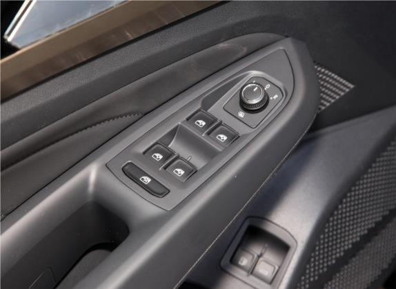 帕萨特新能源 2020款 430PHEV 混动精英版 国VI 车厢座椅   门窗控制