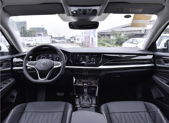 帕萨特新能源 2022款 430PHEV 混动豪华版 中控类   中控全图