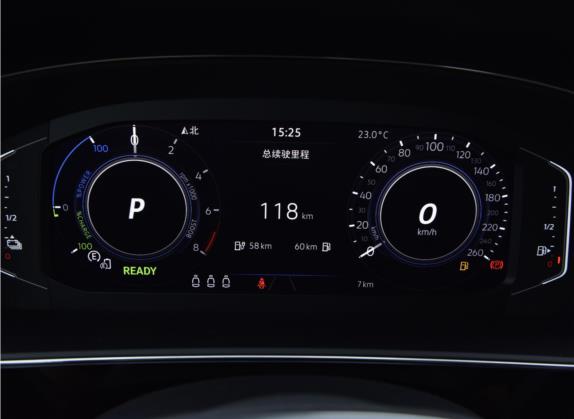 帕萨特新能源 2022款 430PHEV 混动豪华版 中控类   仪表盘