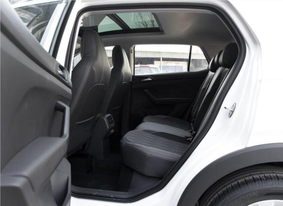 途铠 2019款 280TSI DSG舒适版 车厢座椅   后排空间