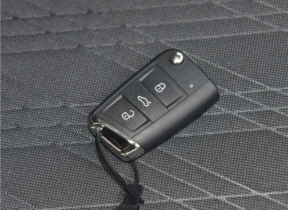 途铠 2022款 280TSI DSG舒适版 其他细节类   钥匙