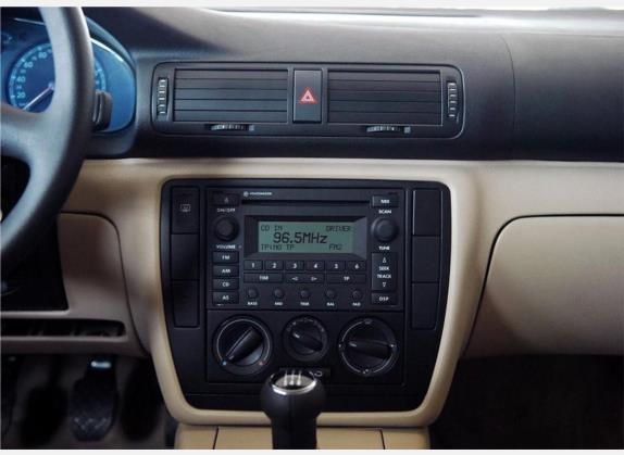 帕萨特 2007款 1.8T 手动舒适型 中控类   中控台