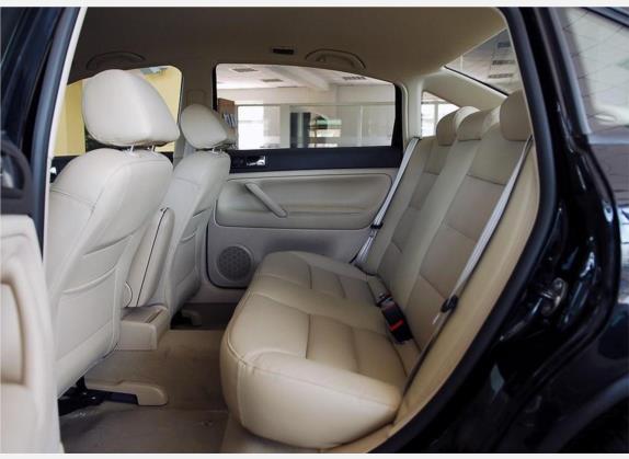 帕萨特 2007款 1.8T 手动舒适型 车厢座椅   后排空间