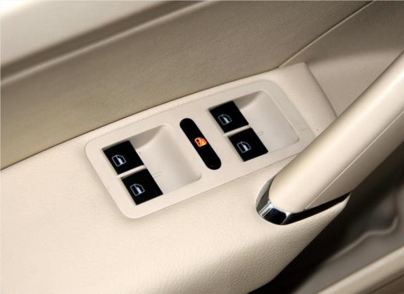帕萨特 2011款 1.8TSI 自动尊荣版 车厢座椅   门窗控制