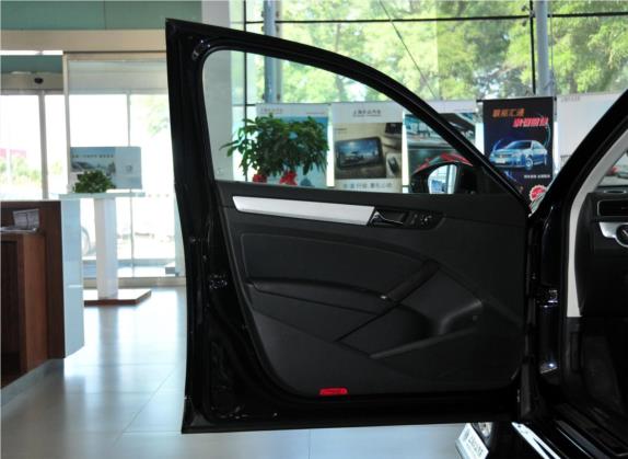 帕萨特 2011款 1.8TSI DSG尊荣版 车厢座椅   前门板