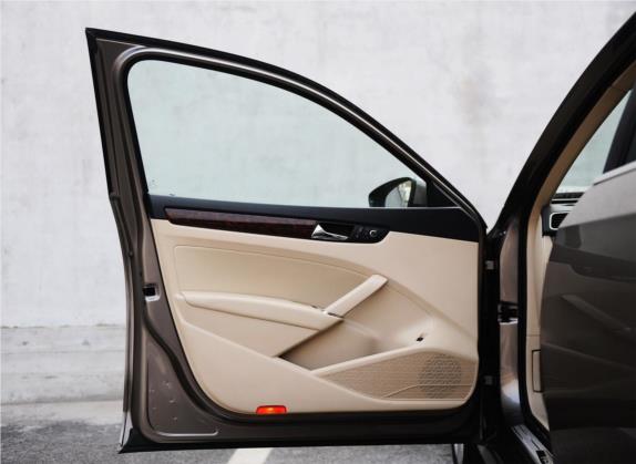 帕萨特 2011款 2.0TSI DSG御尊版 车厢座椅   前门板