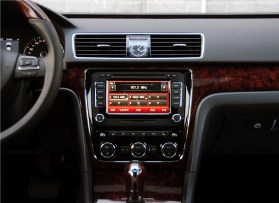 帕萨特 2011款 3.0L V6 DSG旗舰版 中控类   中控台