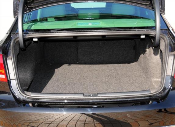 帕萨特 2013款 1.8TSI DSG至尊版 车厢座椅   后备厢