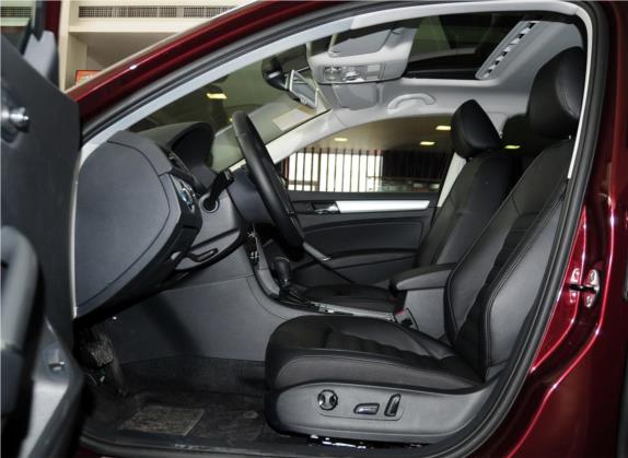 帕萨特 2013款 2.0TSI DSG御尊版 车厢座椅   前排空间