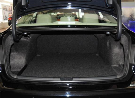帕萨特 2013款 1.8TSI DSG政府采购版 车厢座椅   后备厢