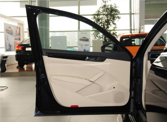 帕萨特 2013款 1.8TSI DSG政府采购版 车厢座椅   前门板