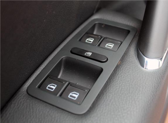 帕萨特 2014款 1.4TSI DSG尊荣版 车厢座椅   门窗控制