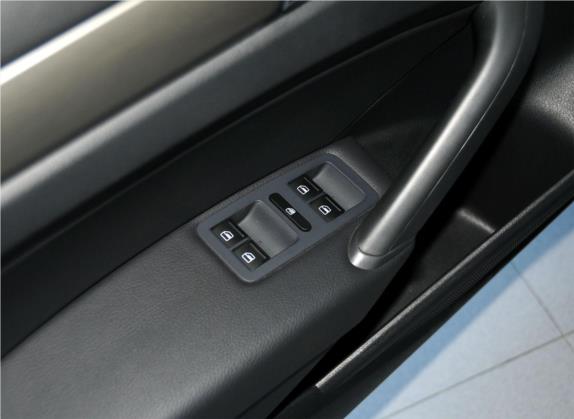 帕萨特 2014款 1.8TSI DSG尊雅版 车厢座椅   门窗控制
