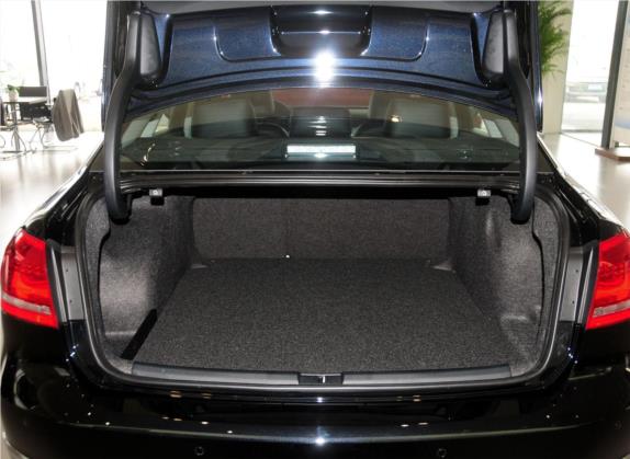 帕萨特 2014款 1.8TSI DSG尊荣版 车厢座椅   后备厢