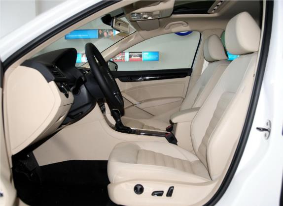 帕萨特 2014款 1.8TSI DSG御尊导航版 车厢座椅   前排空间