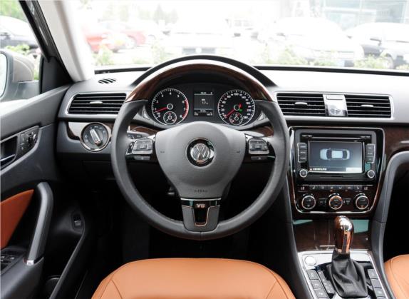 帕萨特 2014款 3.0L V6 DSG旗舰尊享版 中控类   驾驶位