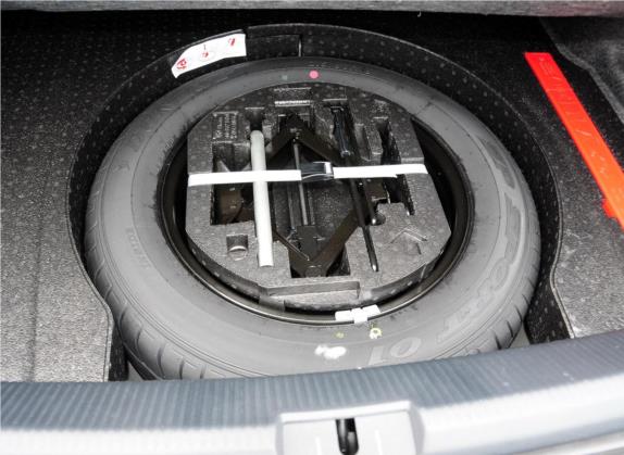 帕萨特 2014款 3.0L V6 DSG旗舰尊享版 其他细节类   备胎