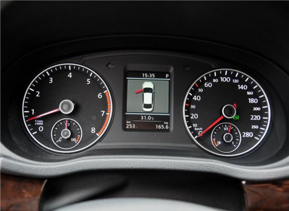 帕萨特 2014款 3.0L V6 DSG旗舰尊享版 中控类   仪表盘